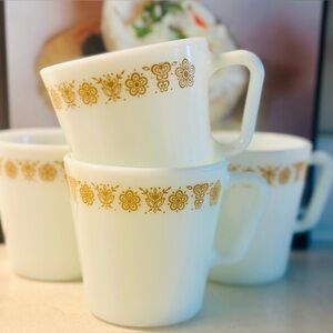 4 Pyrex Butterfly Gold Mugs – Vintage 70s